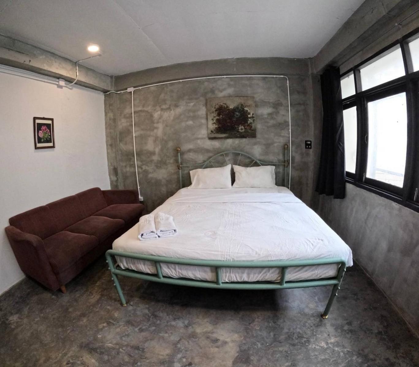 X Go Inn Bts Ari Bangkok Dış mekan fotoğraf